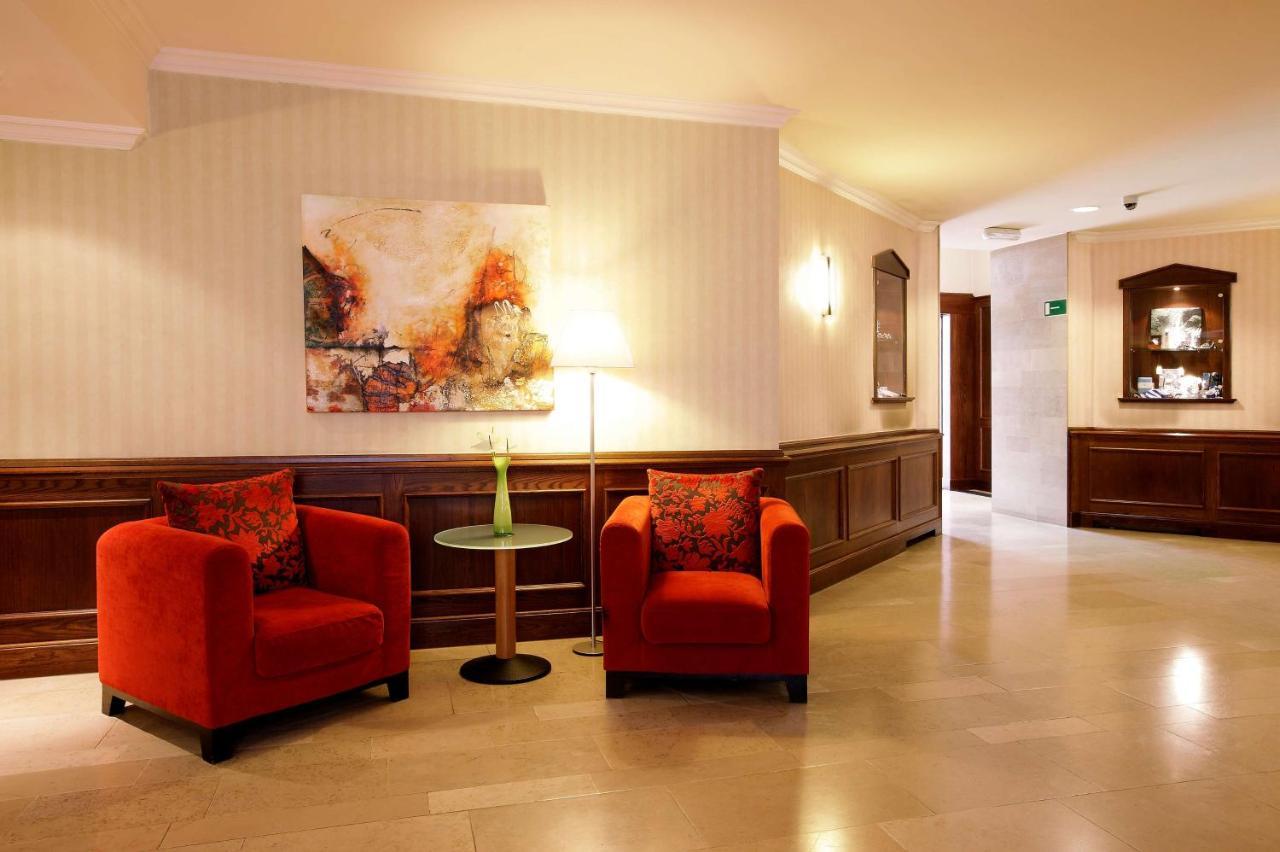 Nh Gent Sint Pieters Hotel Екстериор снимка
