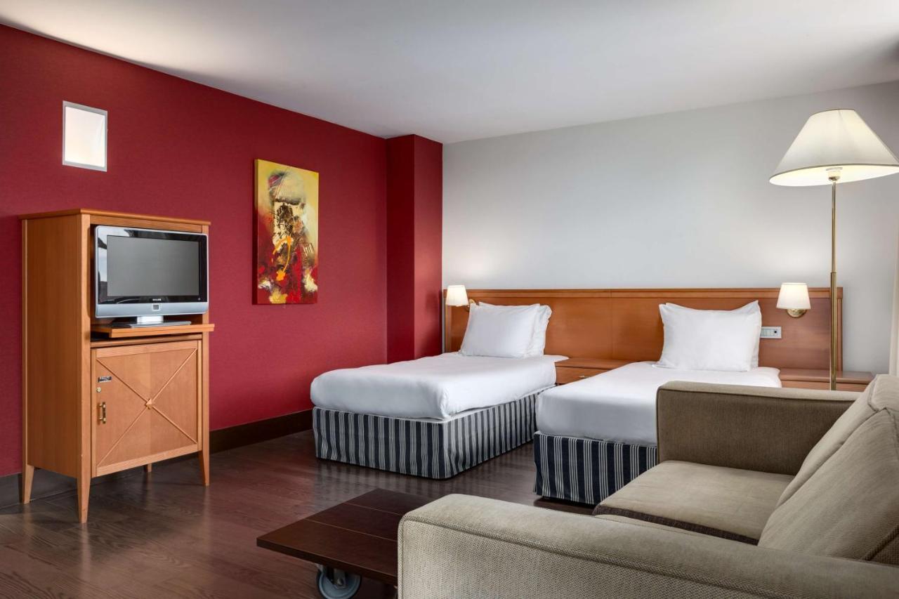 Nh Gent Sint Pieters Hotel Екстериор снимка